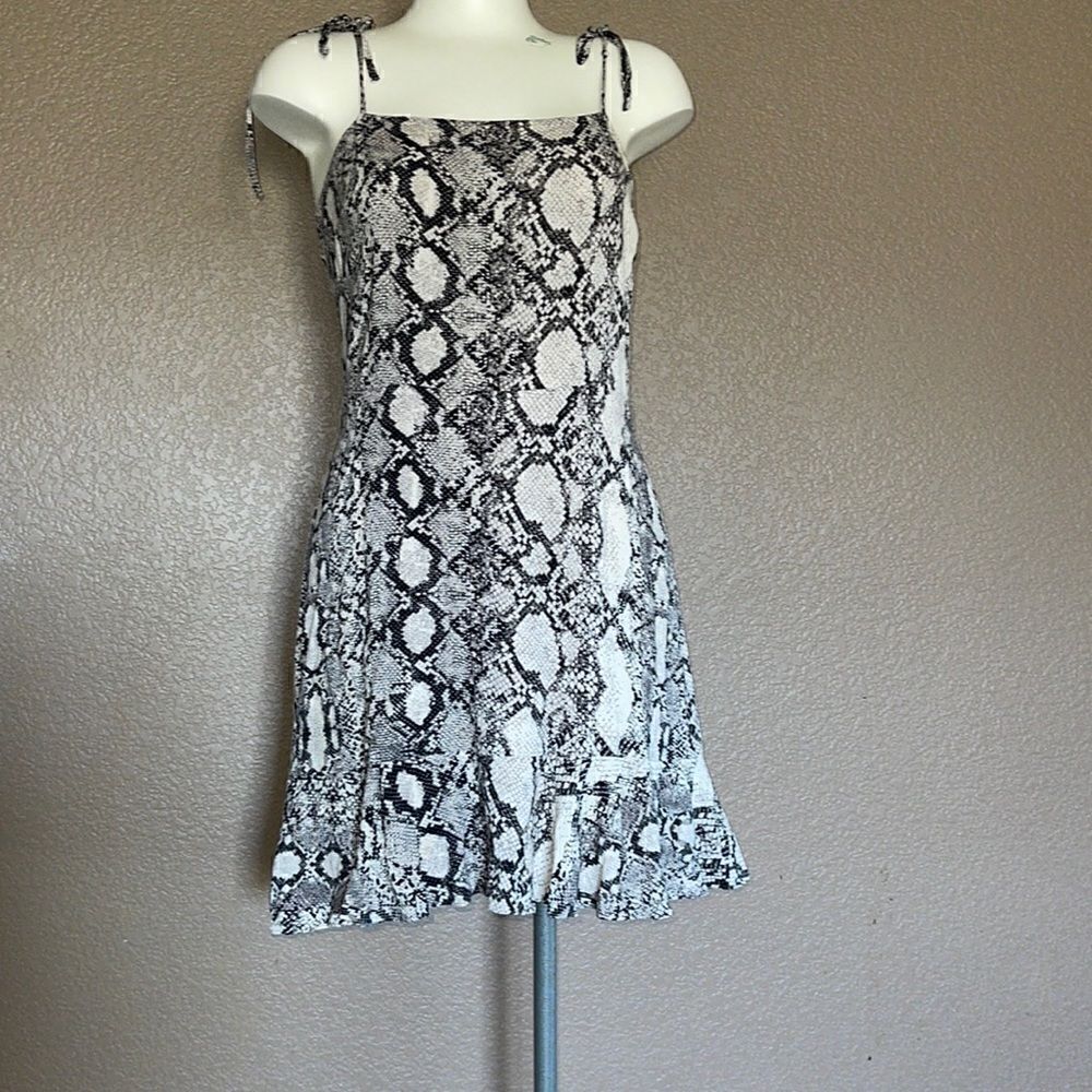 Express snakeskin print dress size small